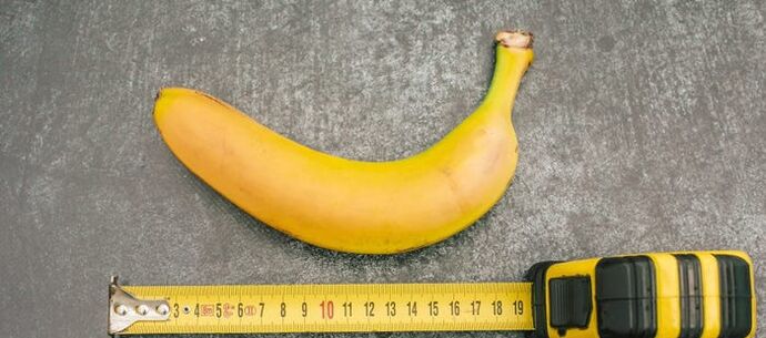 pomiar penisa na przykładzie banana